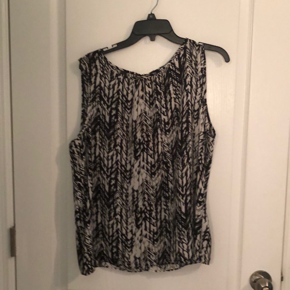 Apt 9 sleeve less top